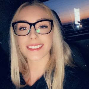 Meet your Posher, Kasie